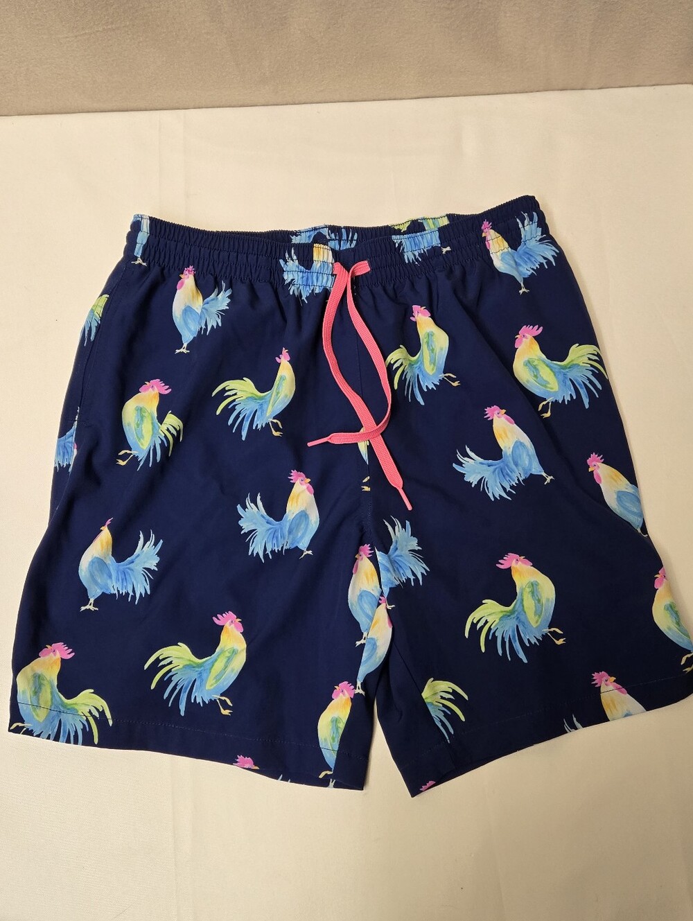Chubbies The Fowl Plays Roosters Swim Trunks Lined Mens XL 7” Inseam Colorful